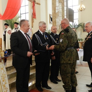 Odpust parafialny i wręczanie medali - 187